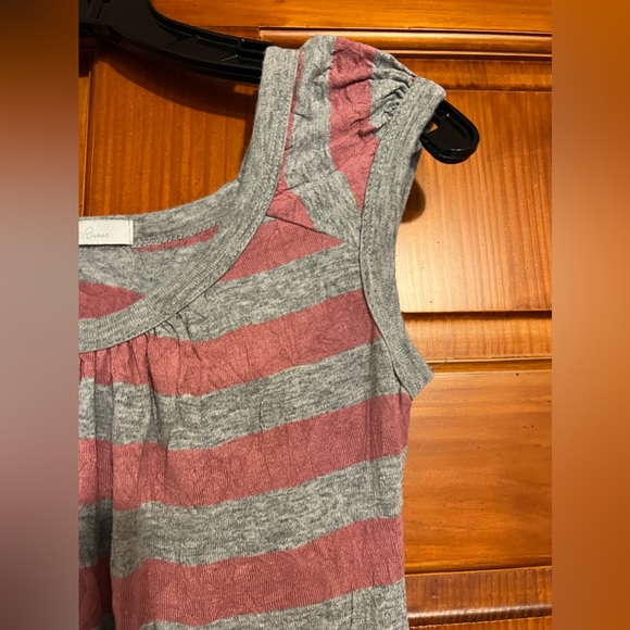 EUC Womens Medium Loose Fitting Tee - Picture 2 of 6